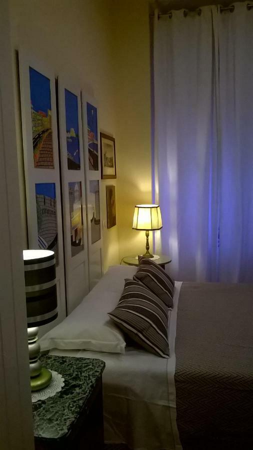 Le Stanze Di Angela Bed & Breakfast Naples Exterior photo